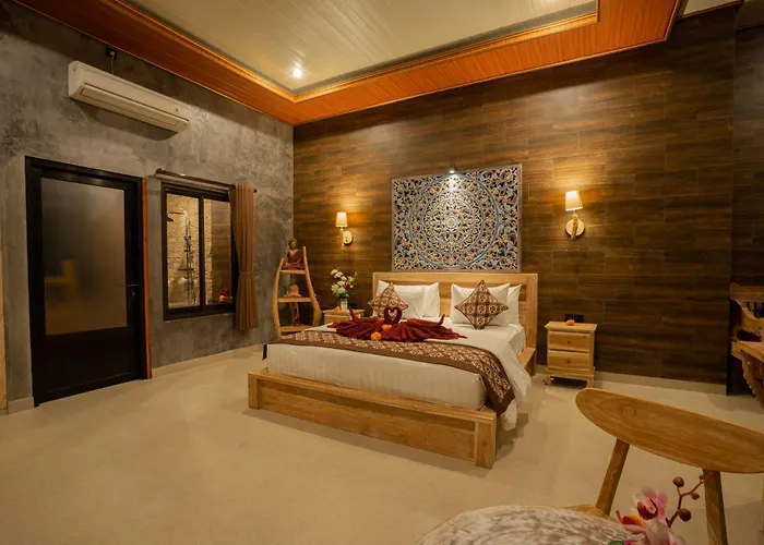 Ubud Paras Villa